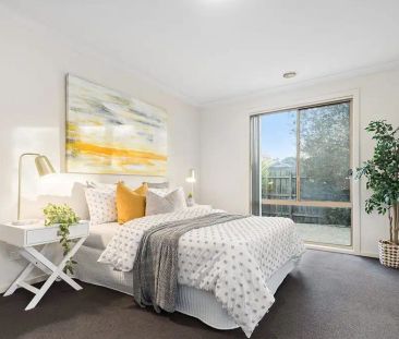 “Beautifully Maintained 3-Bedroom Home in Prime Pakenham Location!” - Photo 3