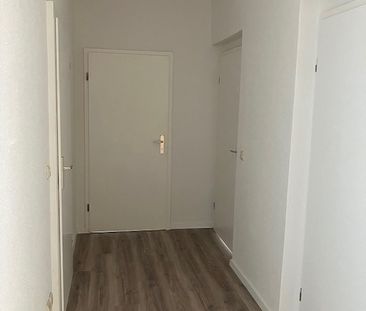 Kleine 3-Raum-Wohnung mit Loggia in ruhiger und grüner Lage in Dres... - Foto 5