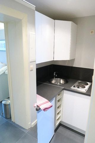 Neu renoviertes Studio in Woluwe Saint Lambert - Photo 4