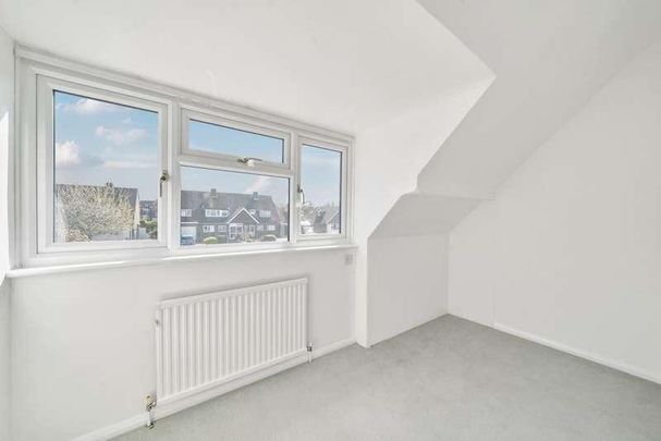 Wadham Close, Shepperton, Surrey, TW17 - Photo 1