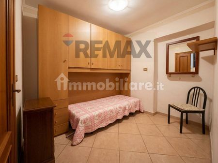 Quadrilocale via Luigi Cadorna 76, San Martino al Cimino - Tobia, Viterbo - Photo 3