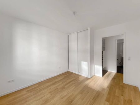 Rental Apartment Rueil-Malmaison Mont-Valérien - Photo 2