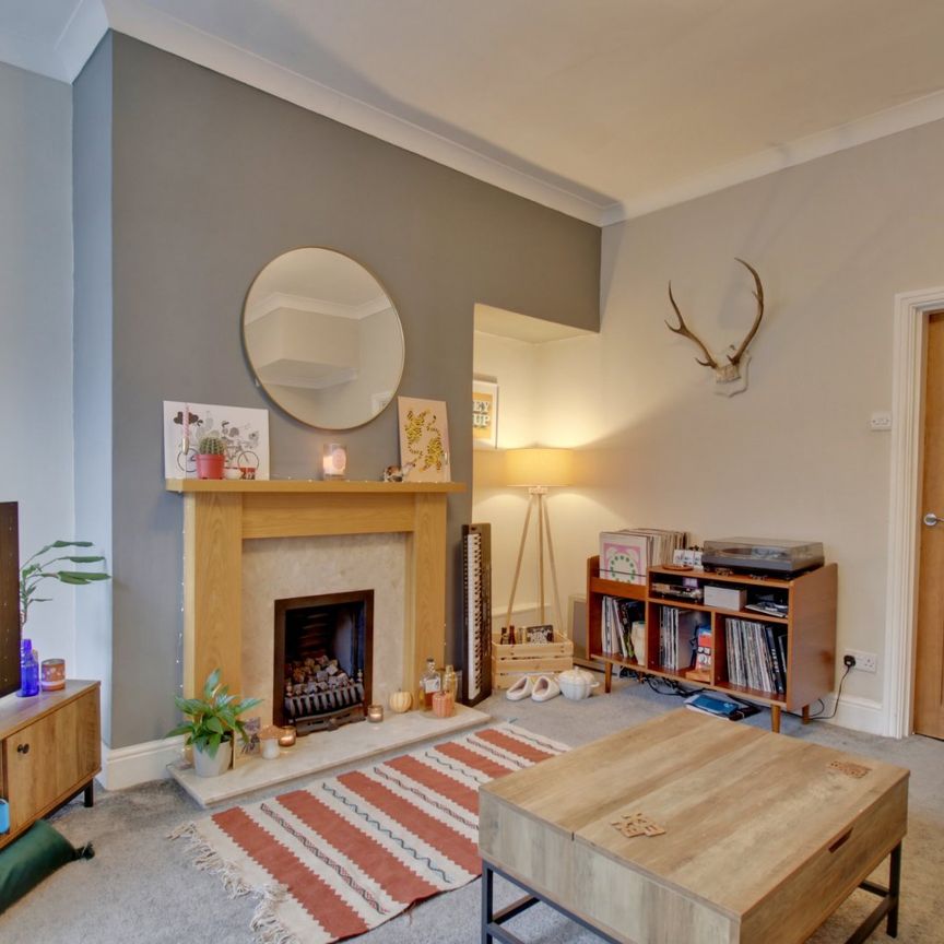 3 bedroom terraced house to rent - Photo 1