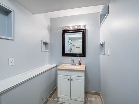 For Lease - 87 Buick Boulevard, Brampton, Ontario - Photo 2