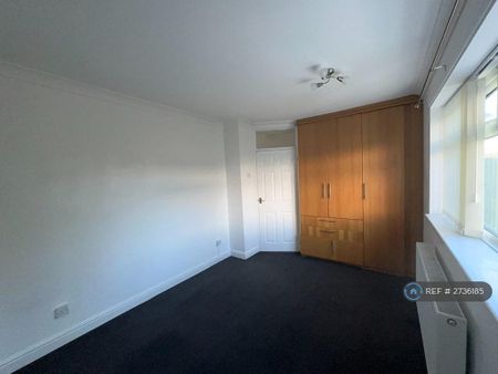 3 bedroom terraced house to rent - Photo 5
