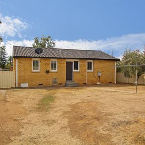 44 Tingira Avenue - Photo 3