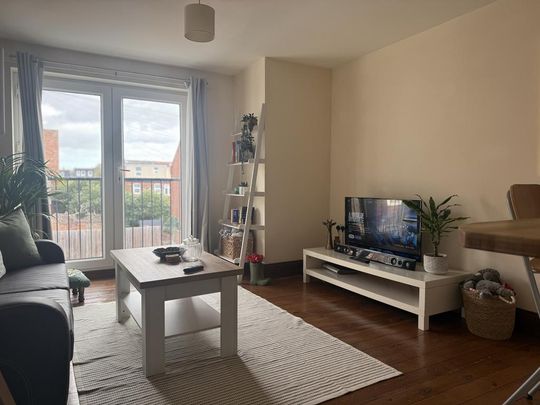 2 bedroom terraced house to rent - Photo 1