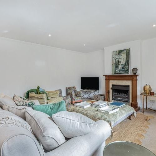 5 bedroom farm house to rent - Photo 1