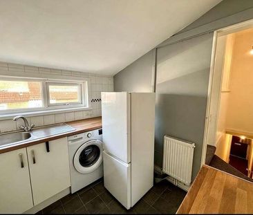 Sutherland Road, N9 - Photo 5