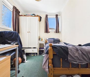 5 bedroom terraced house to rent - Photo 4