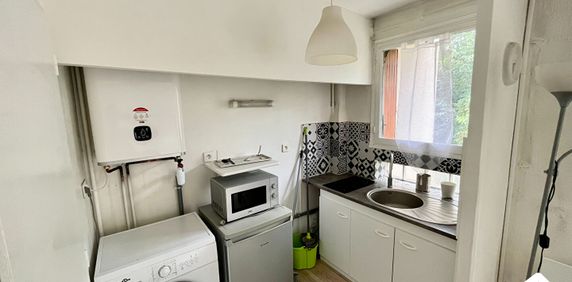 A louer : Appartement meublé T1 de 28.55 m² avec balcon + parking à Toulouse - Photo 2