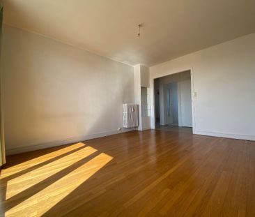 Location Appartement 3 pièces 55m² BESANCON 25000 - Photo 2