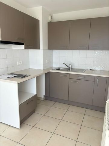 Location Appartement 2 pièces 40m² CRAPONNE 69290 - Photo 3