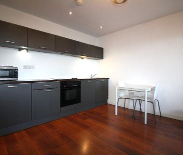 1 bedroom apartment to rent - Photo 2