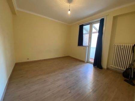 Appartement te huur in Anderlecht - Photo 2
