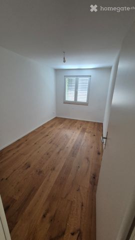Moderne 3.5-Zimmer-Dachgeschosswohnung in Dietikon - Foto 5