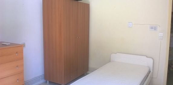 Studio/Γκαρσονιέρα για ενοικίαση Κέντρο (Τρίκαλα) - Photo 2
