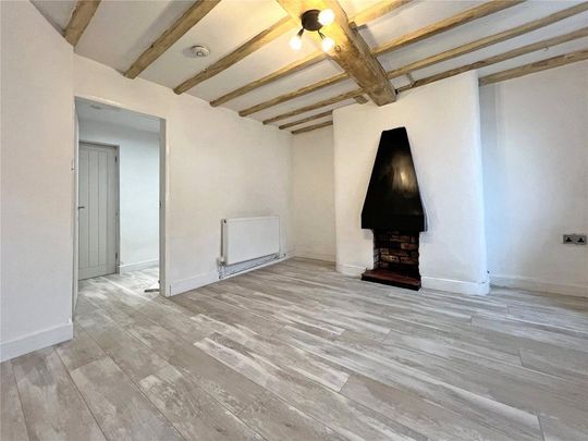2 bedroom terraced house to rent - Photo 1