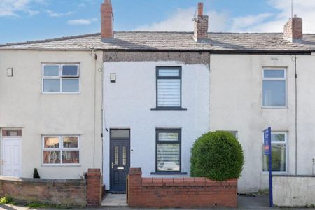 2 bedroom terraced house to rent - Photo 4