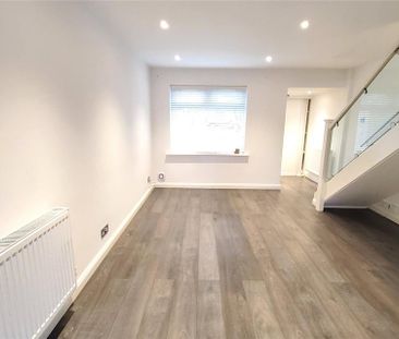 2 bedroom terraced house to rent - Photo 3