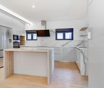 Carcavelos e Parede, Lisbon - Photo 6