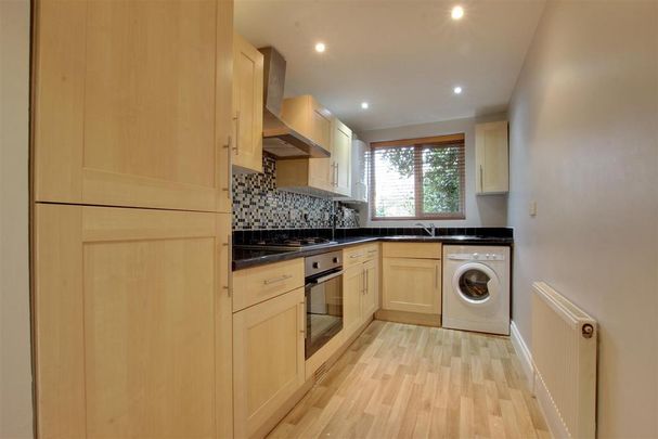 2 bedroom house to rent - Photo 1