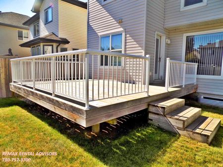 1521 Robertson Way - Photo 2