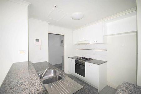 333/299 Spring Street - Photo 3
