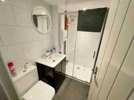 Oriental Place, Brighton, BN1 - Photo 2