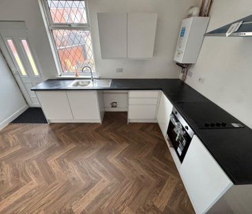 2 bedroom terraced house to rent - Photo 6