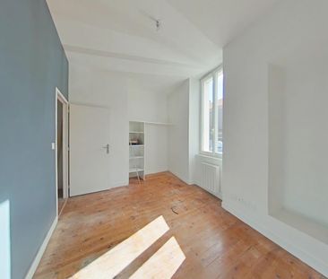 Location Appartement 2 pièces 38m² ROMANS SUR ISERE 26100 - Photo 2