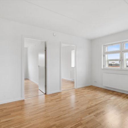 Moderne og lys lejlighed - Photo 4