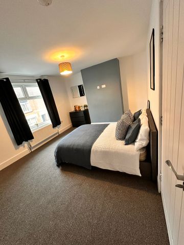 Modern Central Kettering HMO – Spacious Rooms & All Bills Included! - Photo 5