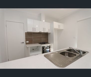 12 Kinross Avenue, Cameron Park, NSW 2285 - Photo 4