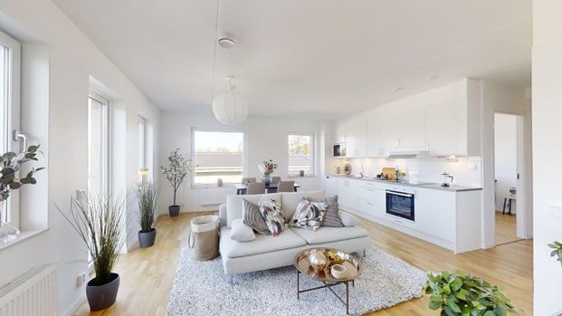 Stridsvagnsvägen, Kristianstad - Photo 1