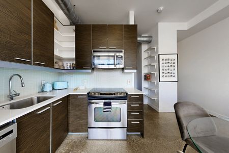 For Lease - 549 King Street Unit# 309, Toronto, Ontario - Photo 3