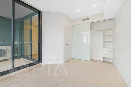 One bedroom apartment for lease**entry from block C on Hamilton Crescent West** - Photo 5