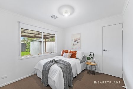 Prime Location, Perfect Home - Photo 4