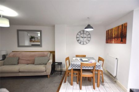 Commercial Street, Gunnislake, Cornwall, PL18 - Photo 2