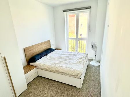 Plaça de les Caramelles, Barcelona, Catalonia 08001 - Photo 3