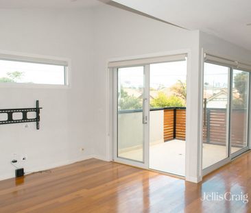 Two-Bedroom Townhouse in Brunswick West - Photo 1