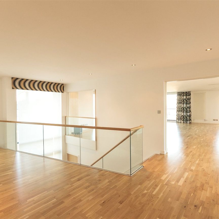 3 bedroom apartment to rent - Photo 1