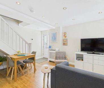 2 bedroom end of terrace house to rent - Photo 1