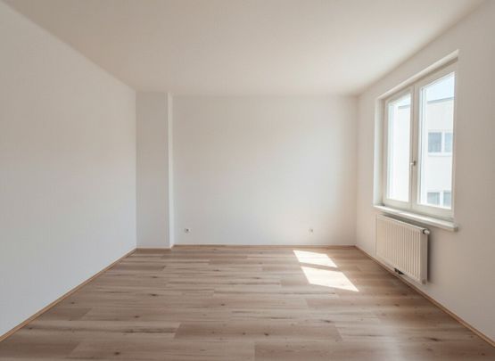 Lichtdurchflutete Drei-Zimmer Wohnung. Ein Refugium der Ruhe - Photo 1