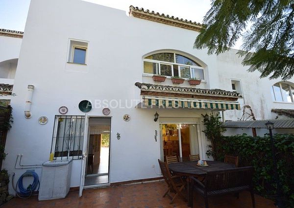 Town House for long term rent in El Padron, Estepona East