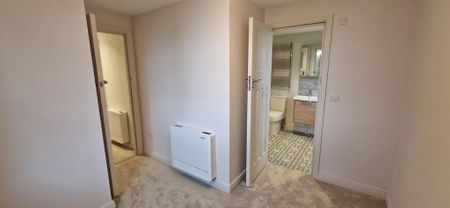 2 bedroom apartment to rent - Photo 5