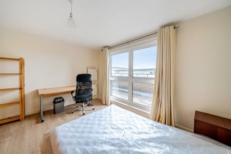 2 bedroom penthouse to rent - Photo 4