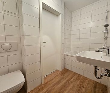 komplett renoviertes Haus, Erstbezug mit Balkon - Foto 4