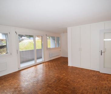 Helle 3.5-Zimmer-Wohnung mit Balkon in Burgdorf - Photo 1