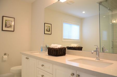 For Lease - 2412 Presquile Drive, Oakville, Ontario - Photo 3